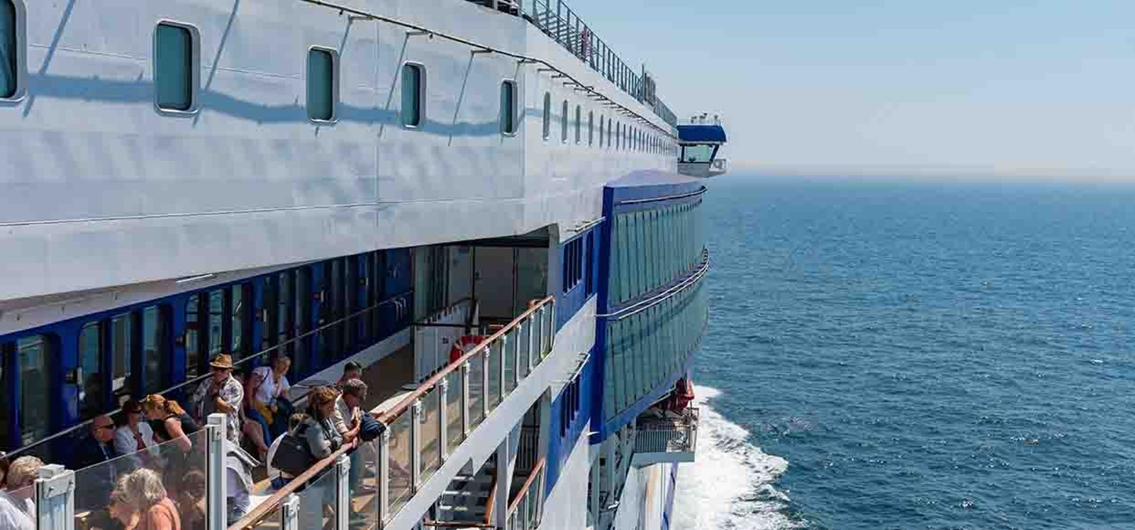 PandOferries ferry cruises