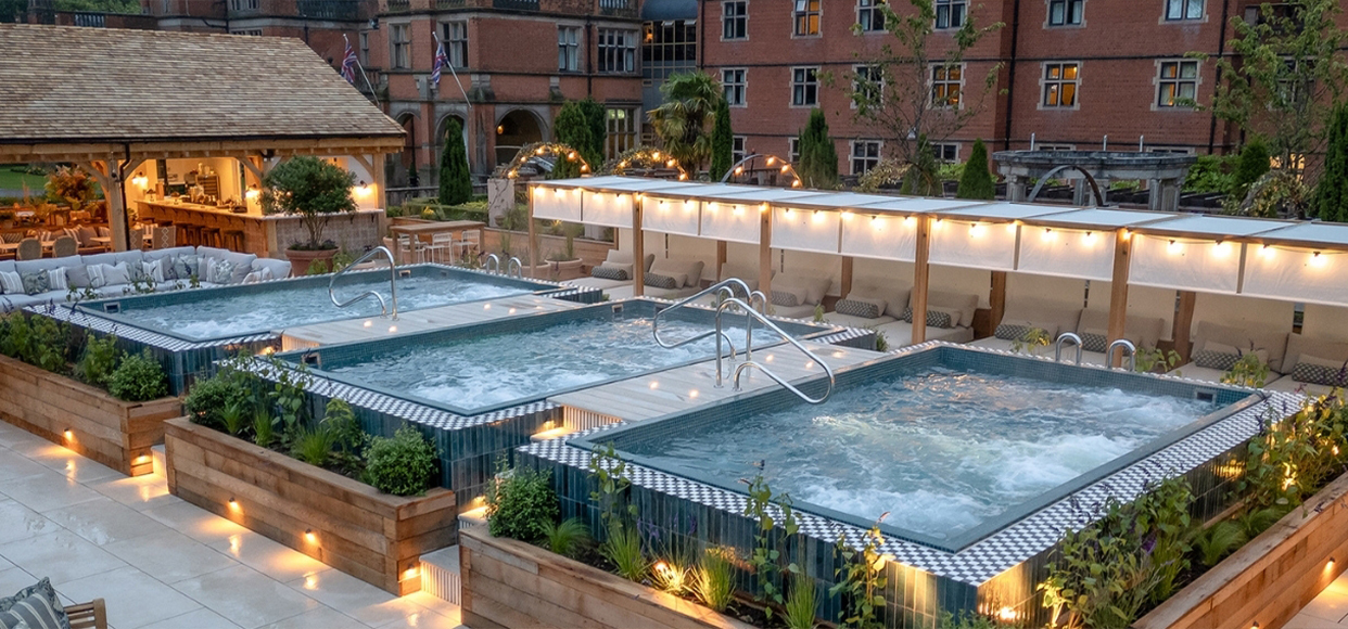  Image of the hotel with three pools and a beautiful view 