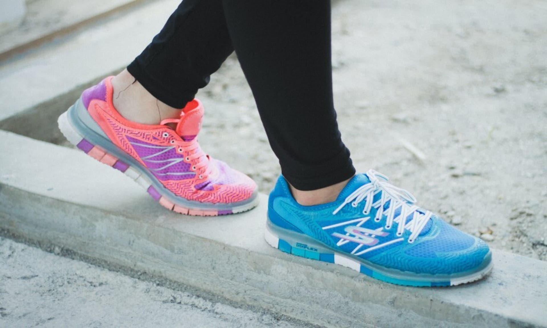  skechers trains in light blue and pink 